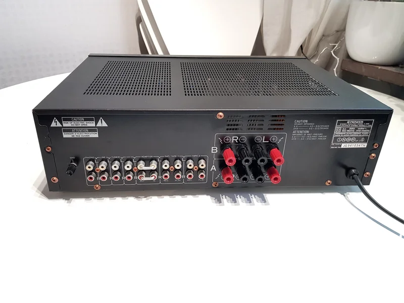 PIONEER A-335 Stereo Förstärkare PIONEER A-335 Stereo Förstärkare - Bild 8 av 12