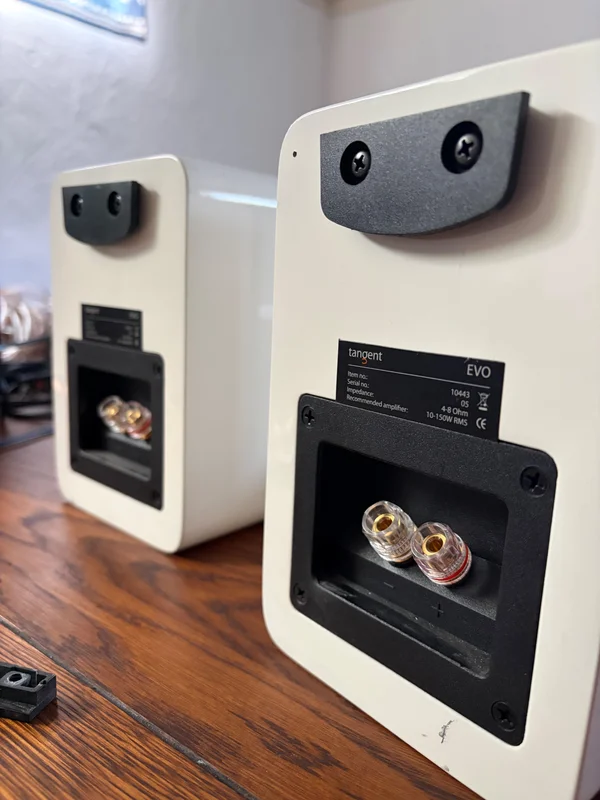 Tangent evo  - Bild 2 av 2