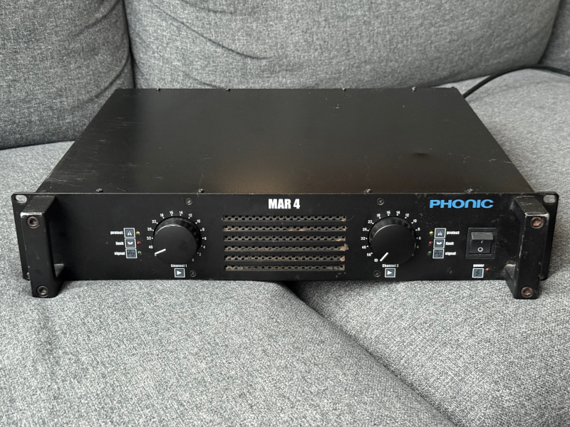 Phonic MAR 4 integrerad effektförstärkare - Bild 1 av 2