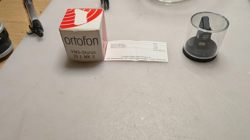 Ny NOS Ortofon VMS20E Mk2 nål Ny NOS Ortofon VMS20E Mk2 nål - Bild 4 av 4