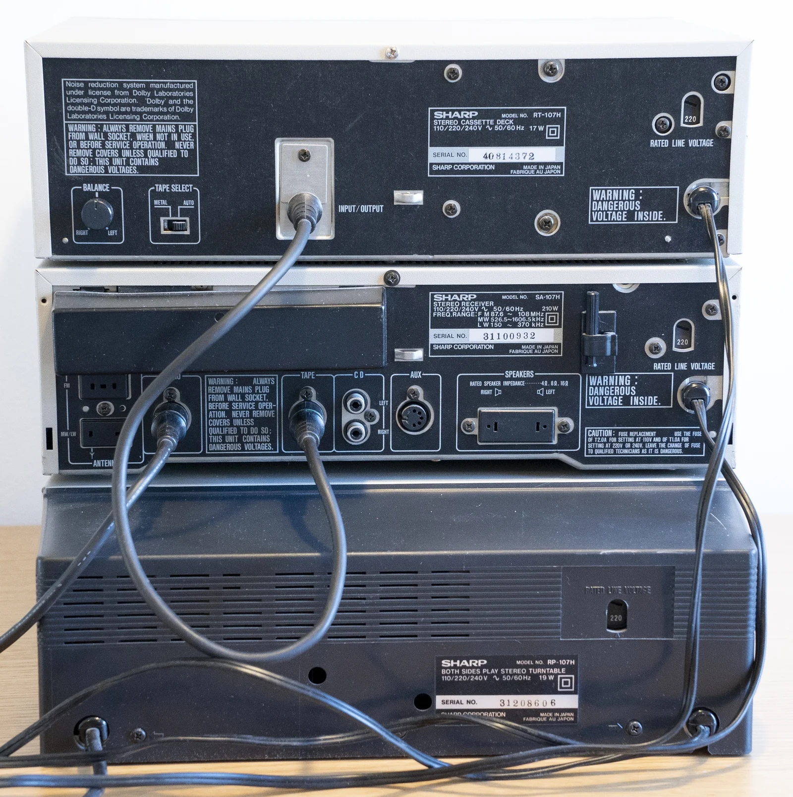 Sharp Stereopaket med unik helautomatisk skivspelare, kassettd&auml;ck &amp; receiver - Bilde 7 av 7