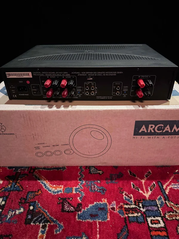 Arcam Alpha 10P – 3-kanals slutsteg Arcam Alpha 10P – 3-kanals slutsteg - Billede 2 af 3