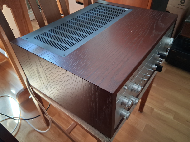 Luxman LX-380 med fjärrkontroll.  - Bild 2 av 6
