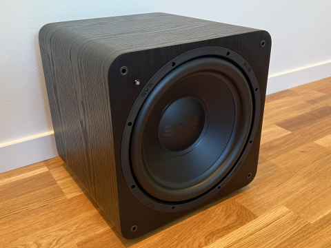 SVS SB-1000 Sledge subwoofer i toppenskick