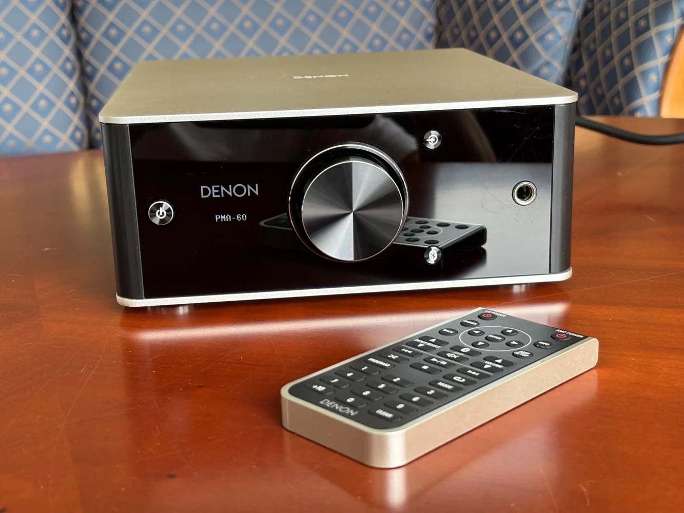 Denon PMA-60 förstärkare med fjärrkontroll - mycket fint skick