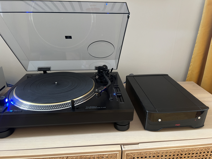 Technics SL1210G + RIAA