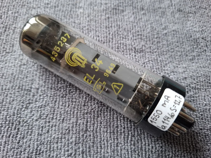 RFT EL34 6CA7 Thin Base O getter NOS Matchad kvartett RFT EL34 6CA7 Thin Base O getter NOS Matchad kvartett - Bild 3 av 8