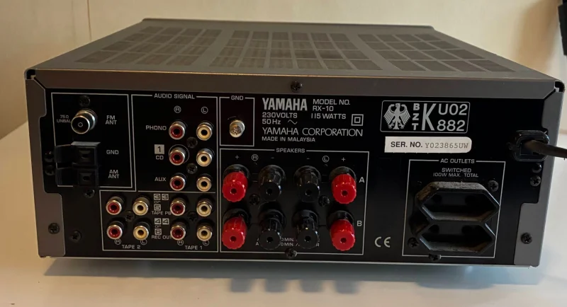 Yamaha RX-10 Stereo Receiver - Bild 2 av 2