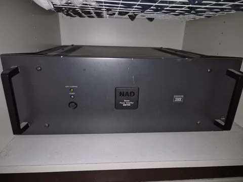 NAD 208 THX
