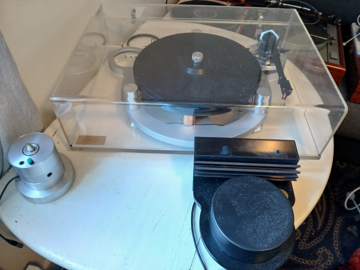 Michell gyrodec turntable säljes (skivspelare)