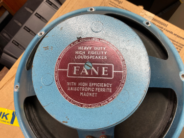 Fane 18" - trasig element