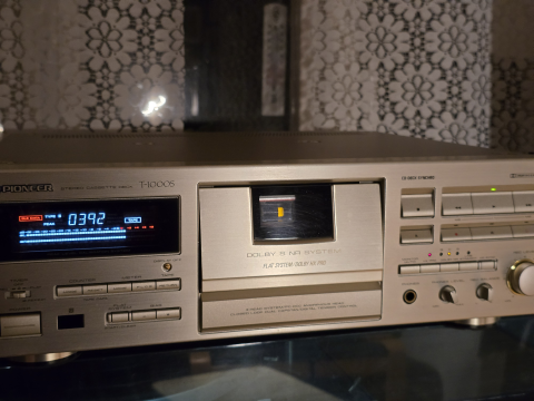 Pioneer T-1000S helrenoverat highend deck