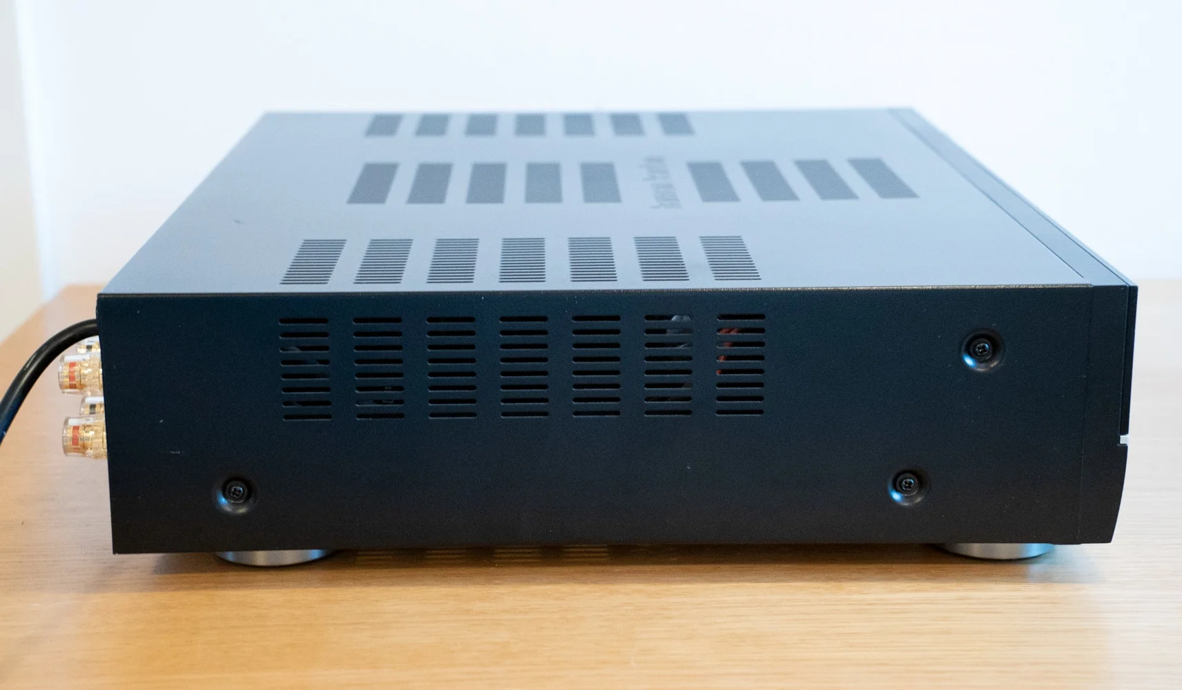 Harman Kardon HK970 Limited Edition Stereo Integrated Amplifier (2005) - Bild 5 av 5