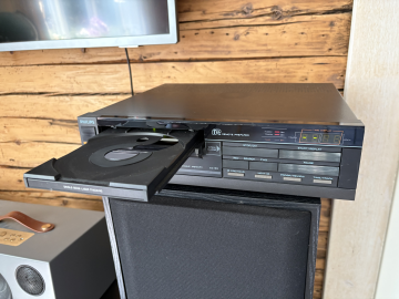 Philips CD150
