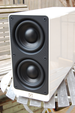 Q Acoustics 2070Si