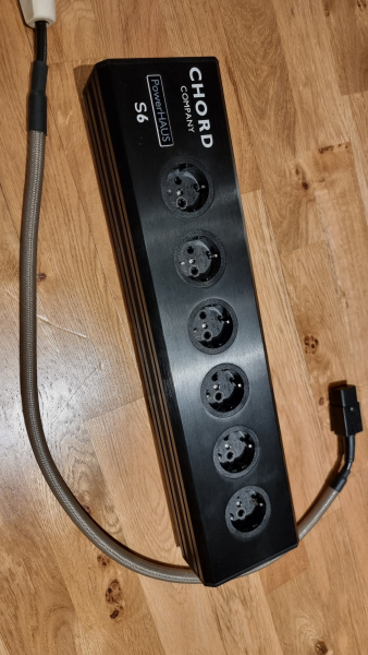 Chord powerhaus s6 + Chord epic c19 16 amperes kabel Chord powerhaus s6 + Chord epic c19 16 amperes kabel - Bild 2 av 2