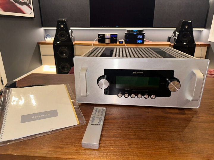 FOR SALE: 2 years old Audio Research REF 6 