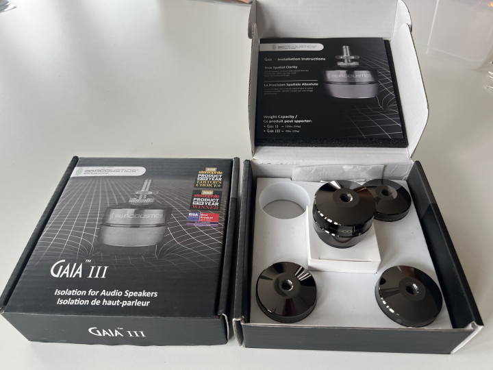 IsoAcoustics GAIA III