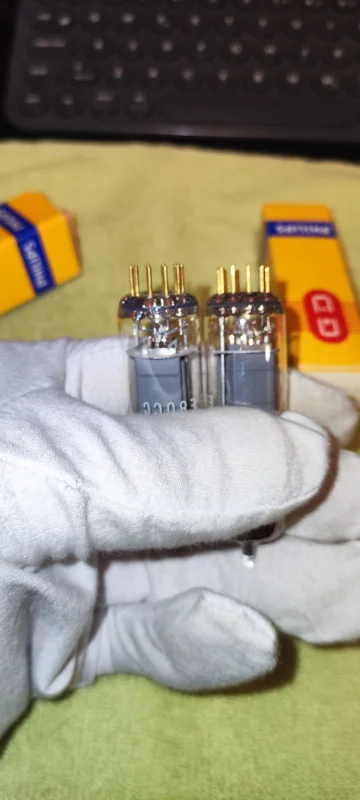 Matchat par Philips E80CC NOS fr&aring;n fabriken i Heerlen! - Bild 4 av 8