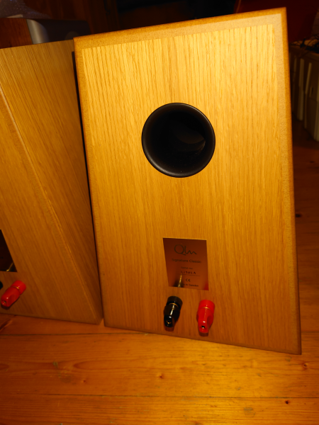 Qln Signatur Classic Stativhögtalare - Bild 2 av 2