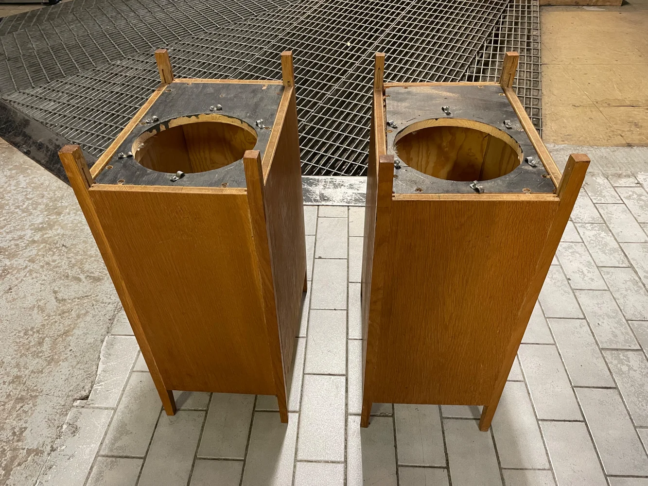 1par Tomma Popboxen - Bilde 1 av 8