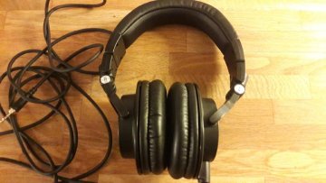 Fina hörlurar: Audio Technica ATH-M50x i nyskick
