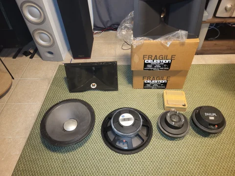 JBL 2446, E-130, 2402 + horn 