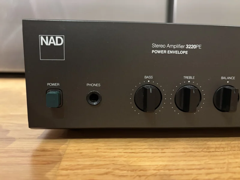 NAD 3220PE &ndash; klassisk hifi-f&ouml;rst&auml;rkare i 3020 serien - Bild 7 av 7