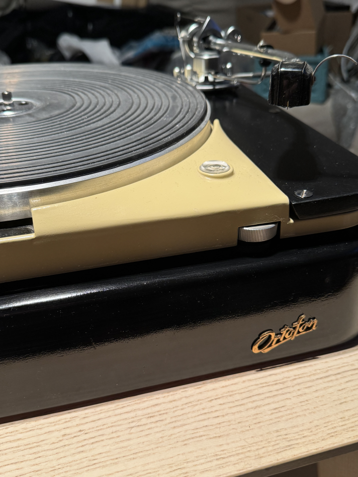 Thorens TD124 mk1
