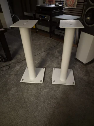 NORSTONE stylus stativ med spikes 61 cm