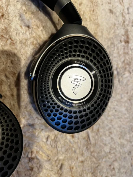 Focal Bathys Bluetooth+3,5mm anslutning Focal Bathys Bluetooth+3,5mm anslutning - Bild 2 av 2