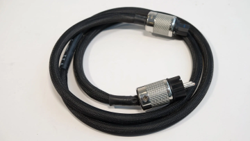 Purist Audio Design Luminist Revision Aquila + Furutech Fi50 NCF kontakter. 2m - Bild 1 av 1