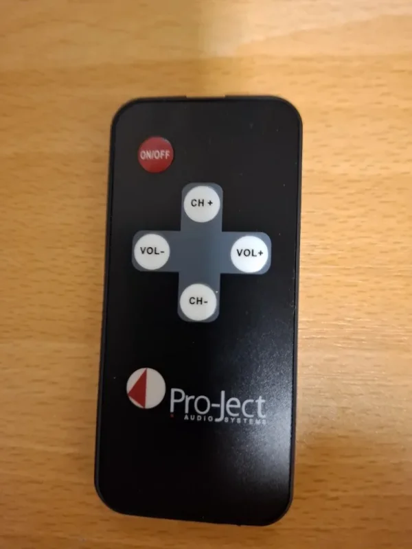 Pro-Ject Analog Förförstärkare med Fjärrkontroll o' Display Pro-Ject Analog Förförstärkare med Fjärrkontroll o' Display - Bild 2 av 2