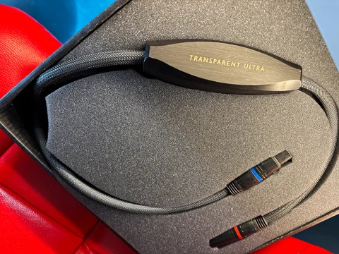 Transparent Ultra XLR G5