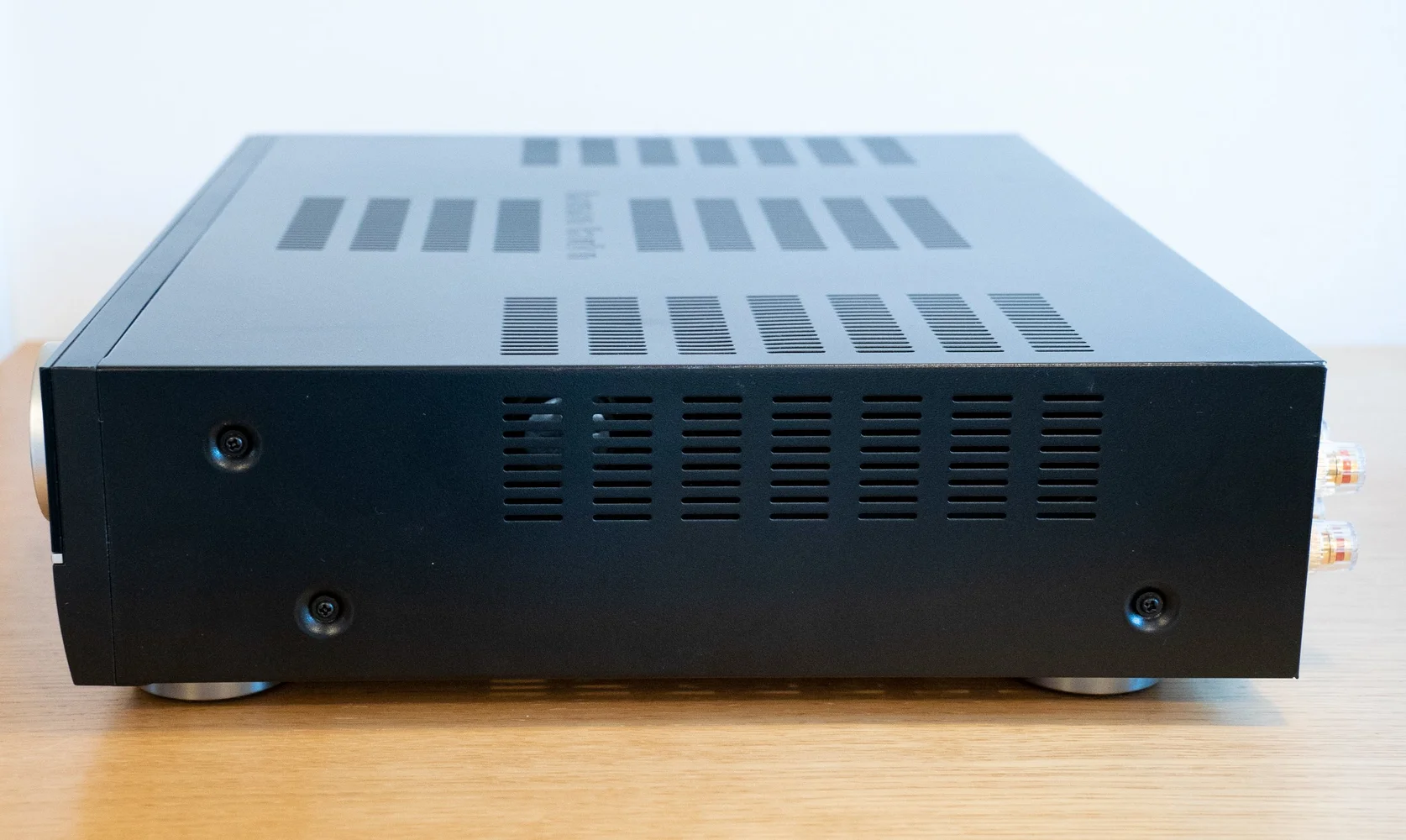 Harman Kardon HK970 Limited Edition Stereo Integrated Amplifier (2005) - Bild 3 av 5