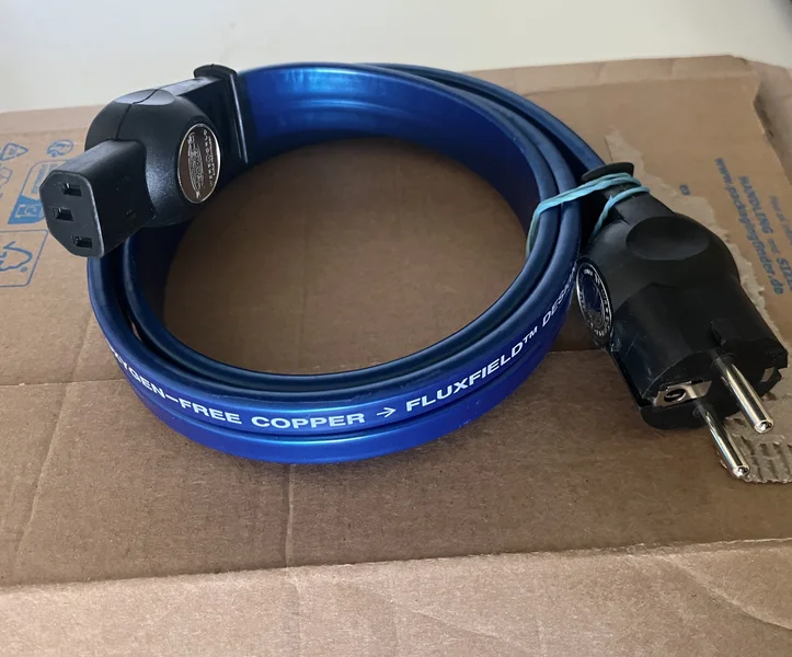 Wireworld Stratus 7 &ndash; Premium str&ouml;mkabel f&ouml;r hifi - Bild 1 av 5
