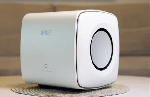 KEF KC62 Subwoofer med KW1 trådlös adapter