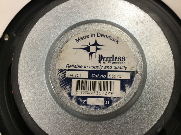 2 st Peerless, modell 831727.