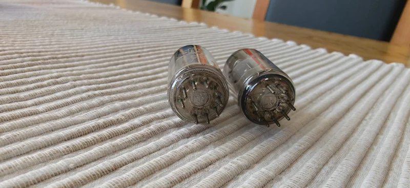 Ett par Telefunken ECC81 från tidigt 1960-tal ! Ett par Telefunken ECC81 från tidigt 1960-tal ! - Bild 2 av 6