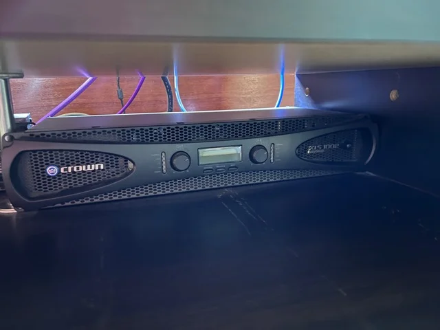 Aktivt h&ouml;gtalarsystem + 3st Crownslutsteg + DBX DriveRack - Bild 5 av 6