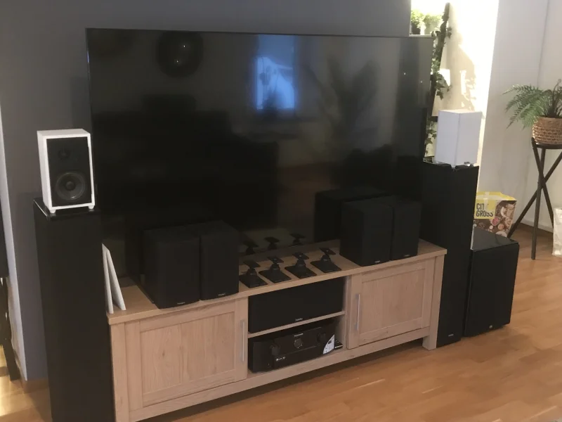 5.1 system eller Atmos 9.1 - S&auml;nkt pris! Definitive Technology surround h&ouml;gtalare/Paradigm - Bild 1 av 5
