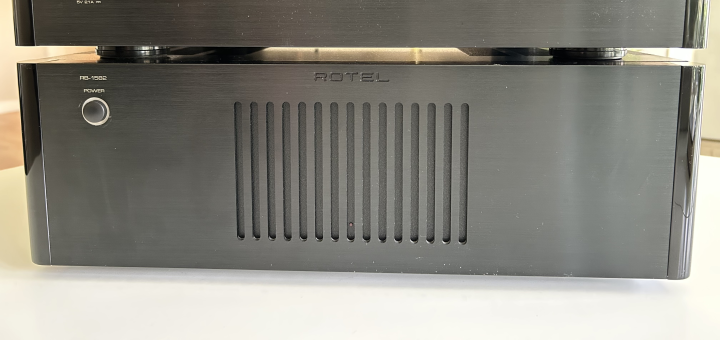 Rotel RB1582