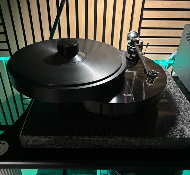 AMG Giro + tonarm 9WT komplett med pickup/ kablage - Bild 6 av 6