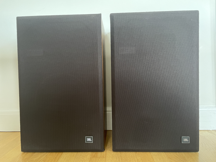 JBL L19