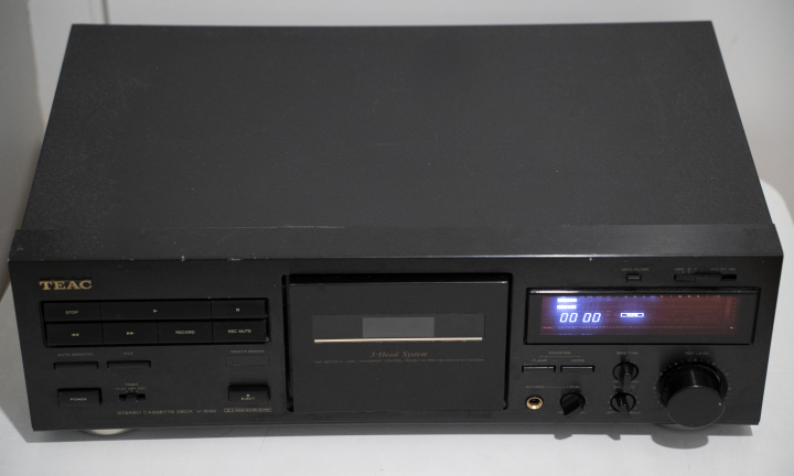 TEAC V-1030 Stereo Cassette Deck (1996-97)
