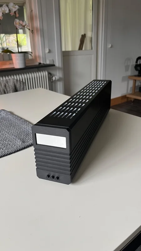 Isotek Genesis one evo3 Isotek Genesis one evo3 - Bild 1 av 2