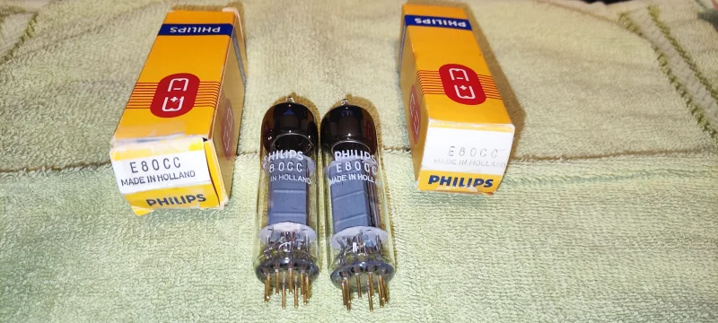 Matchat par Philips E80CC NOS fr&aring;n fabriken i Heerlen! - Bild 2 av 8