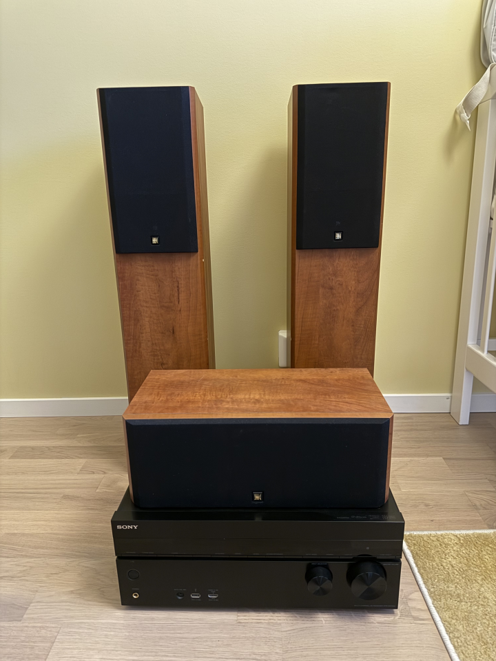 Komplett hifi/hemmabiosystem - KEF Cresta + Sony STR-DN1040