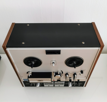 Akai GX-220D