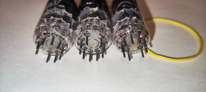 3 st  Zaerux/ Mullard ECC88/6DJ8 Nos Blackburn fabriken. - Bild 4 av 5